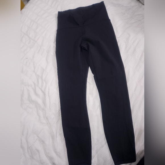 Lululemon leggings with mesh - Picture 9 of 9